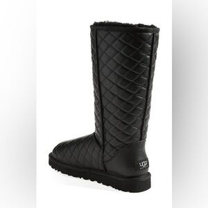 UGG •Tall Diamond Quilted Boots